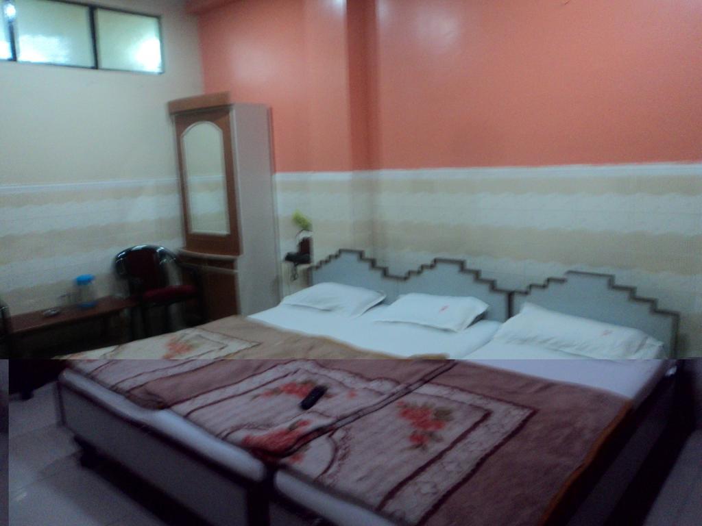 Hotel Jyoti Váránasí Pokoj fotografie