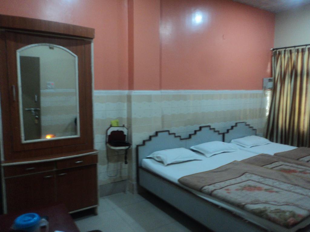 Hotel Jyoti Váránasí Pokoj fotografie